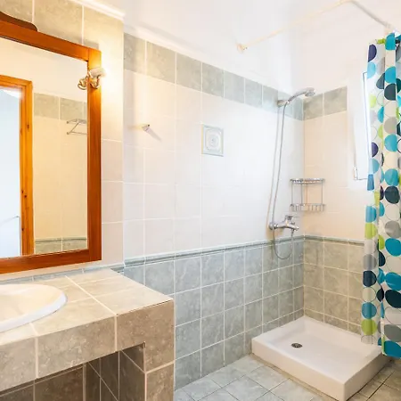 Olga Κατελειός